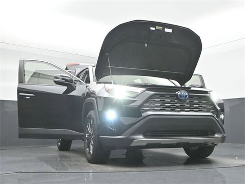 Used 2022 Toyota RAV4 Limited image 50