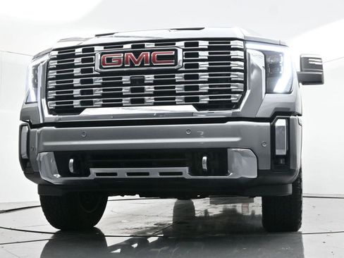 Used 2024 GMC Sierra 2500 Denali w/ Denali Reserve Package image 50