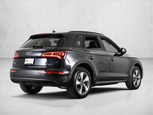 Used 2020 Audi Q5 Premium image 5
