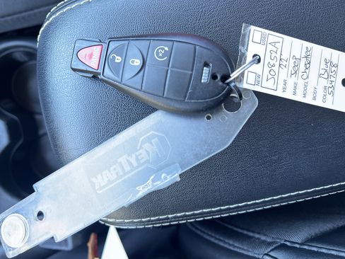 Used 2022 Jeep Cherokee Latitude image 37