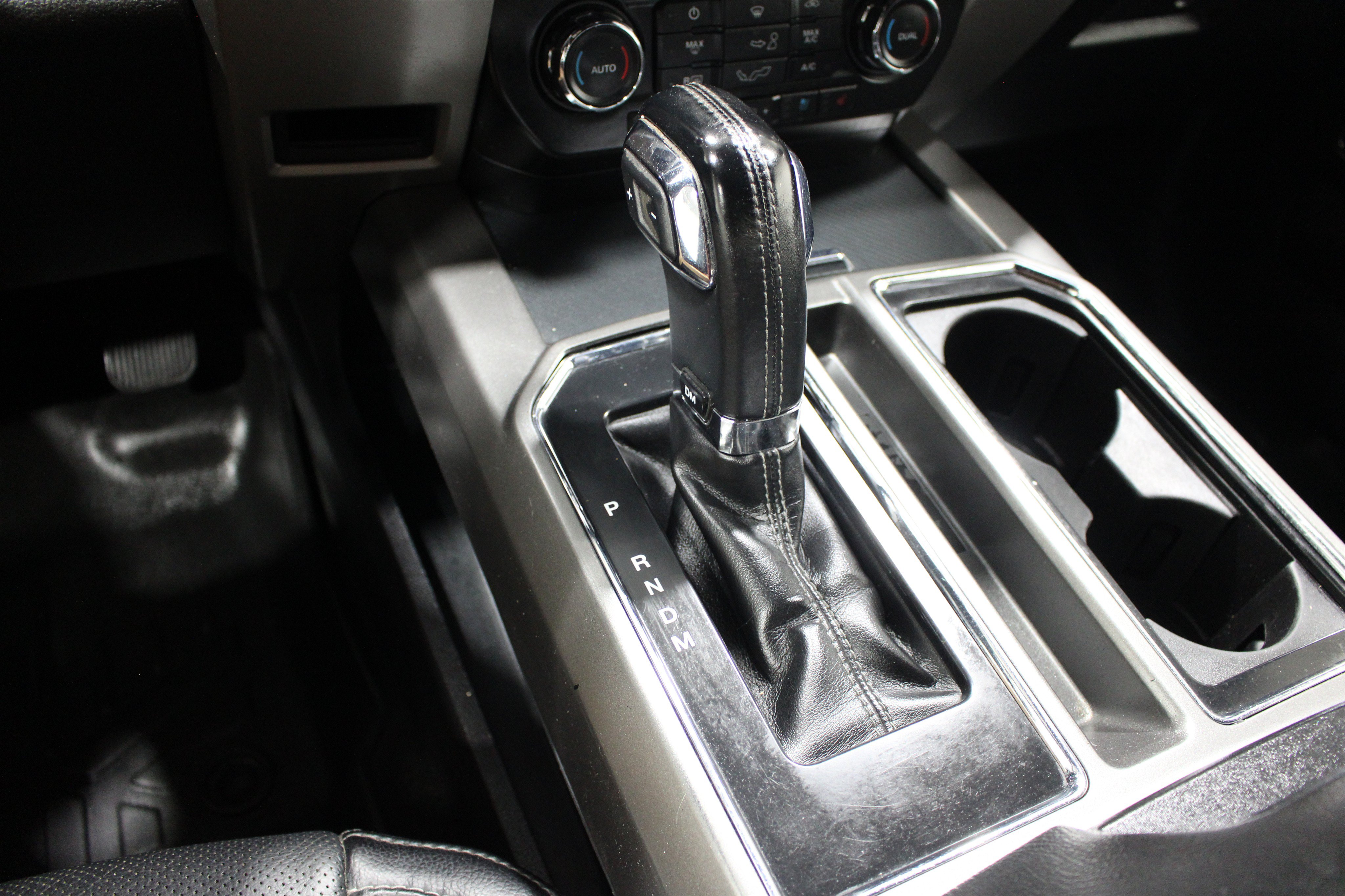 Used 2018 Ford F150 Lariat AWD/4WD image 18