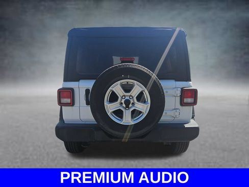 Used 2022 Jeep Wrangler Unlimited Sport AWD/4WD image 7