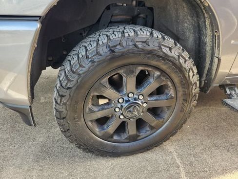 Used 2024 RAM 2500 Laramie w/ Night Edition AWD/4WD image 8