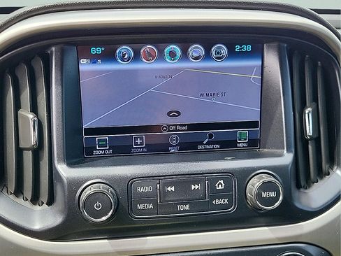 Used 2018 GMC Canyon SLT w/ Driver Alert Package AWD/4WD image 23