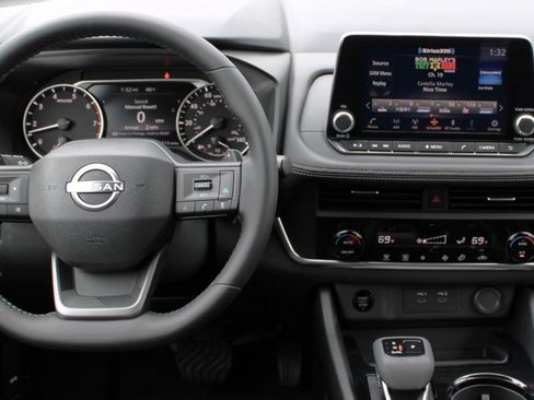 New 2026 Nissan Rogue SV w/ SV Premium Package image 4