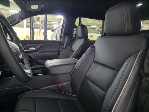 New 2026 Chevrolet Silverado EV LT image 24