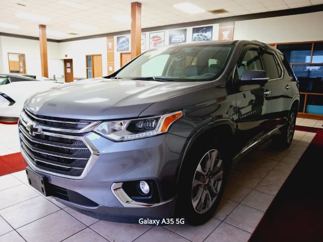 Used 2020 Chevrolet Traverse Premier w/ LPO, Floor Liner Package AWD/4WD image 3