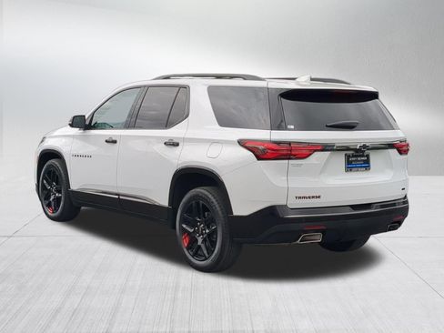 Used 2023 Chevrolet Traverse Premier w/ Redline Edition AWD/4WD image 4