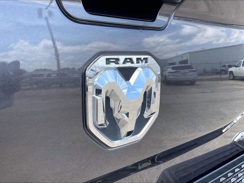 Used 2022 RAM 2500 Limited AWD/4WD image 27