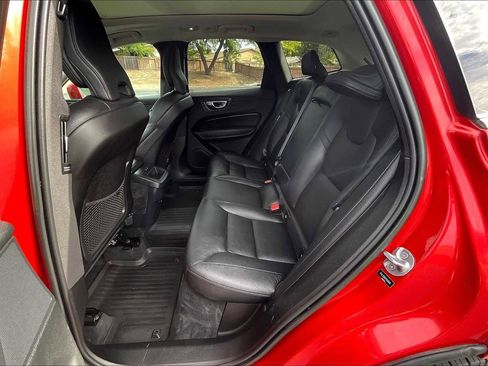 Used 2023 Volvo XC60 B5 Plus w/ Climate Package image 29