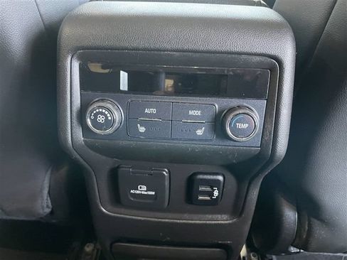 Used 2017 GMC Acadia Denali w/ Technology Package AWD/4WD image 34