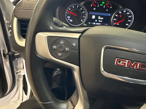 Used 2023 GMC Terrain SLE w/ Driver Convenience Package AWD/4WD image 32