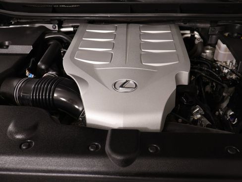 Used 2021 Lexus GX 460 Premium w/ Premium Package image 21