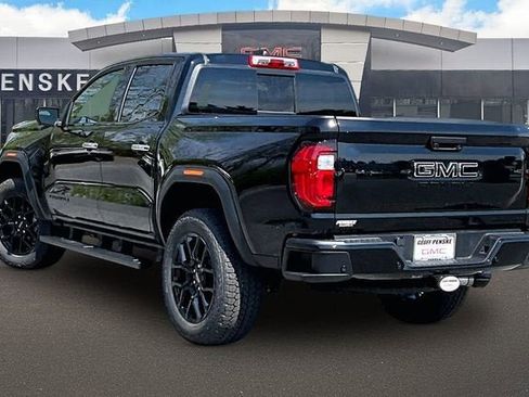 New 2026 GMC Canyon Denali w/ LPO, Denali Black Edition AWD/4WD image 3