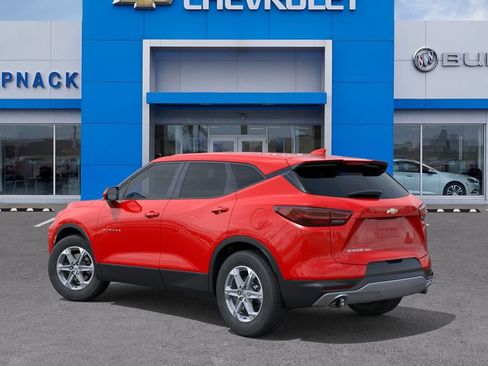Used 2026 Chevrolet Blazer LT AWD/4WD image 3