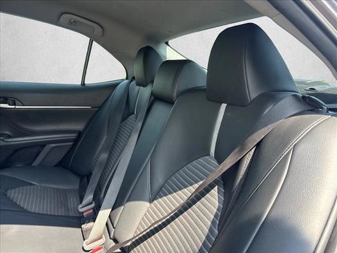 Certified 2022 Toyota Camry SE FWD image 23