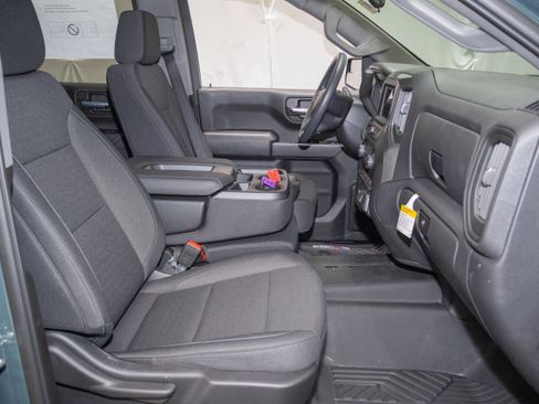 New 2026 Chevrolet Silverado 1500 Custom Trail Boss w/ LPO, Dark Essentials Package image 11