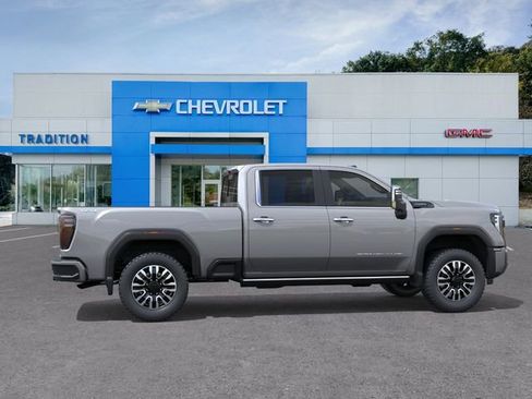 New 2026 GMC Sierra 2500 Denali Ultimate w/ LPO, Black Badging Package AWD/4WD image 5