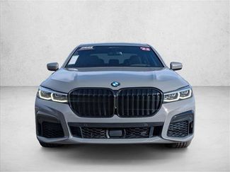 Used 2022 BMW 740i xDrive w/ M Sport Package AWD/4WD video 2