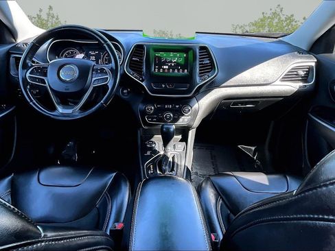 Used 2019 Jeep Cherokee Latitude Plus w/ Cold Weather Group image 16