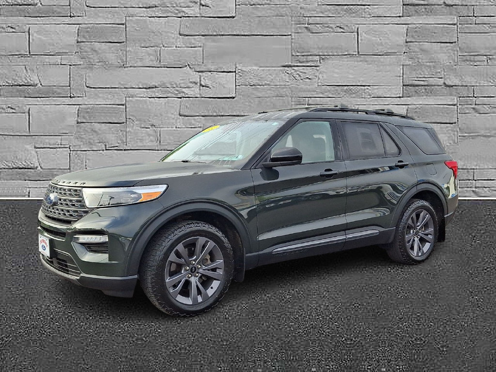Certified 2022 Ford Explorer XLT w/ Equipment Group 202A AWD/4WD image 5