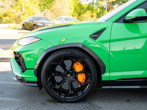 Used 2023 Lamborghini Urus Performante image 9