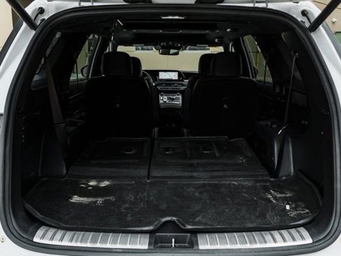 Used 2021 Hyundai Palisade Calligraphy image 6