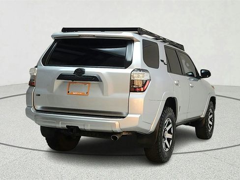 Used 2018 Toyota 4Runner TRD Off-Road image 5