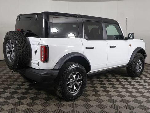 Used 2025 Ford Bronco Badlands AWD/4WD image 10