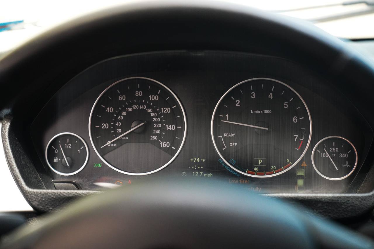 Used 2013 BMW 328i Sedan RWD image 36