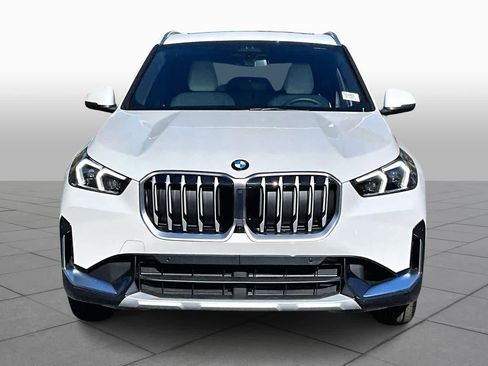 Used 2026 BMW X1 xDrive28i w/ Technology Package AWD/4WD image 3