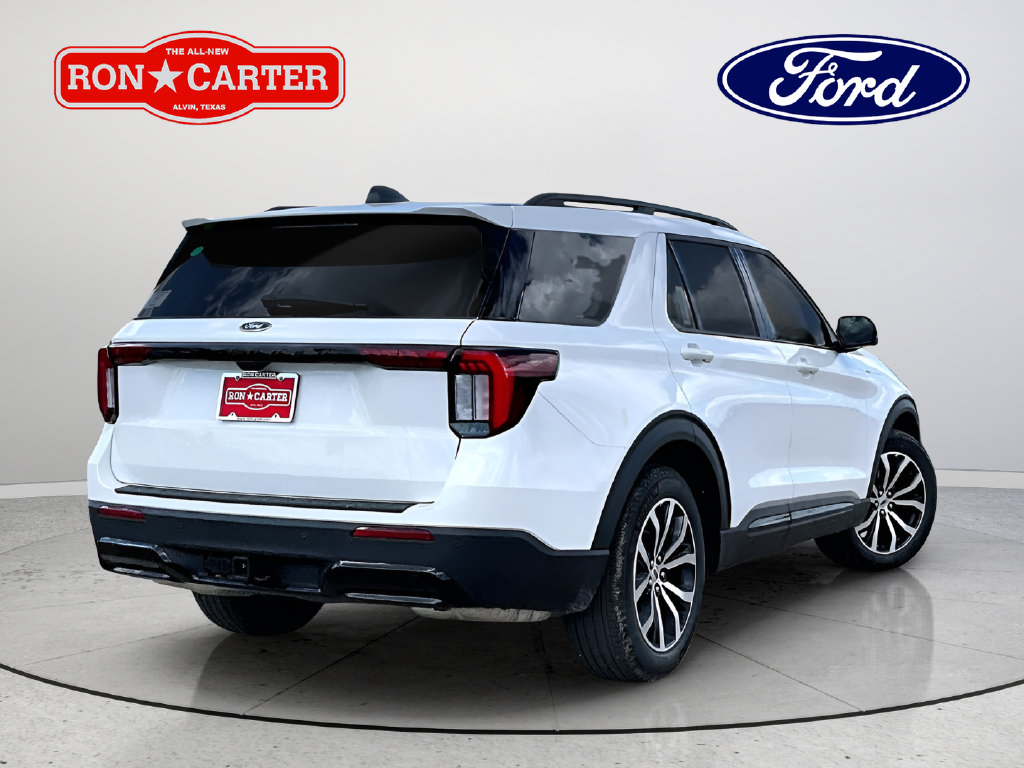 New 2026 Ford Explorer ST-Line w/ Premium Package RWD image 5