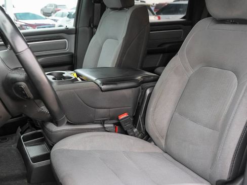 Used 2022 RAM 1500 Big Horn AWD/4WD image 10