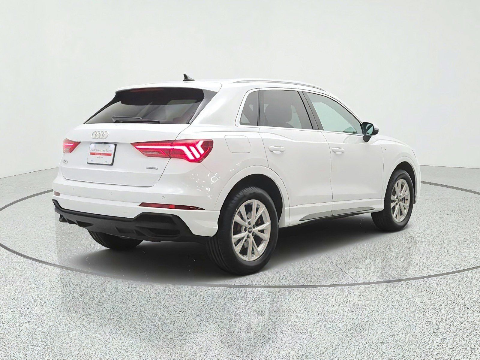 Used 2024 Audi Q3 2.0T Premium AWD/4WD image 5