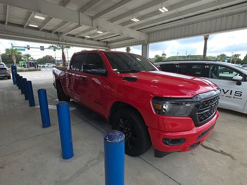Used 2023 RAM 1500 Big Horn AWD/4WD image 3