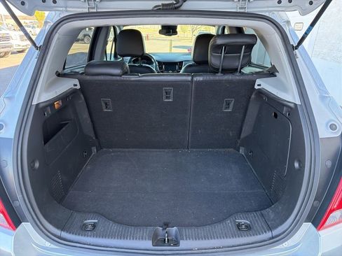 Used 2017 Chevrolet Trax LT w/ LT Convenience Package image 25