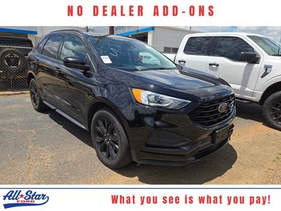 Used 2024 Ford Edge SE w/ Black Appearance Package