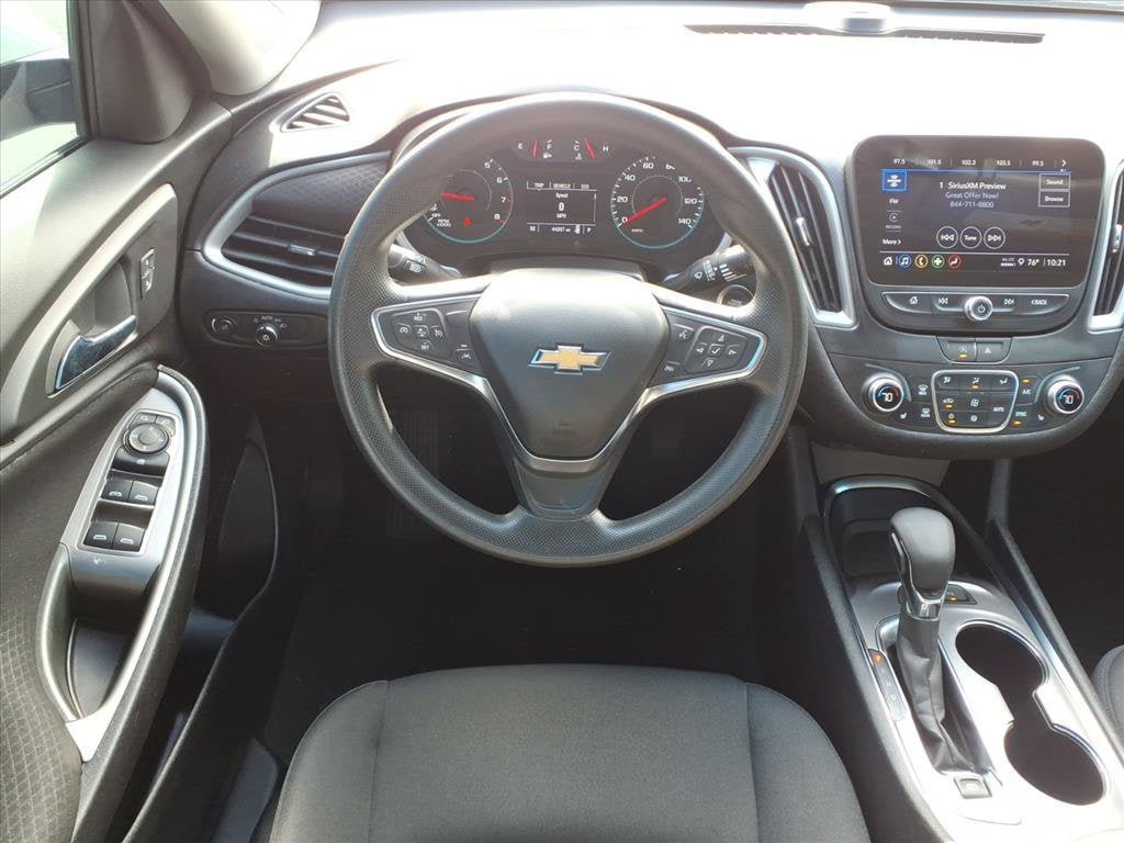 Used 2025 Chevrolet Malibu LT FWD image 28