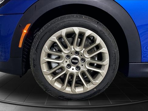 New 2026 MINI Cooper S image 13