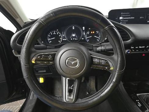 Used 2024 MAZDA MAZDA3 s FWD image 22