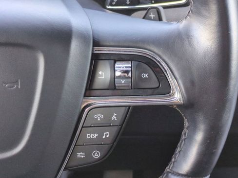 Used 2024 Lincoln Navigator L Premiere image 27