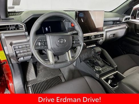 Certified 2026 Toyota Tacoma TRD Off-Road AWD/4WD image 7