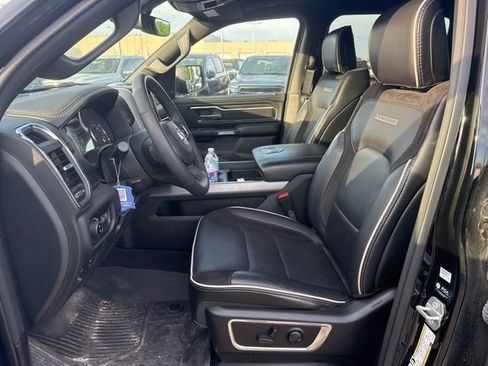 Used 2025 RAM 1500 Laramie w/ Sport Appearance Package AWD/4WD image 11