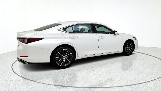 Used 2025 Lexus ES 350 w/ Premium Package FWD image 8
