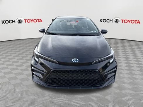 Certified 2024 Toyota Corolla SE image 2