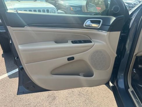 Used 2021 Jeep Grand Cherokee Limited AWD/4WD image 4