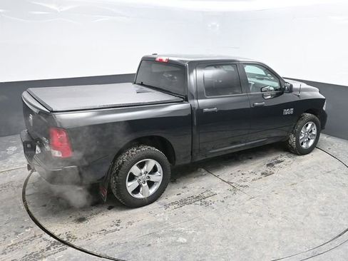 Used 2018 RAM 1500 Express w/ Express Value Package image 27