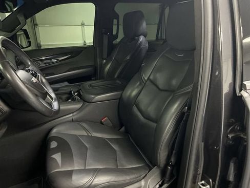 Certified 2018 Cadillac Escalade Platinum AWD/4WD image 20