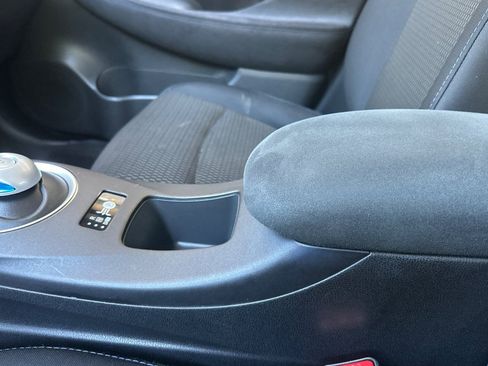 Used 2013 Nissan Leaf S w/ Charger Pkg FWD image 31