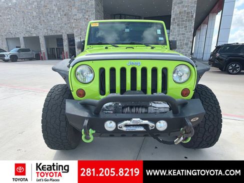 Used 2013 Jeep Wrangler Rubicon w/ PWR Convenience Group AWD/4WD image 9